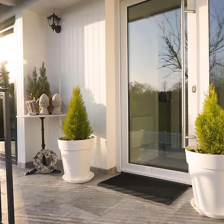 Kehrein Am Stadtwald 60qm Mit Garten, Balkon Und Parkplatz Lägenhet *