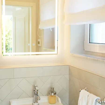 Διαμέρισμα Kehrein Am Stadtwald 60qm Mit Garten, Balkon Und Parkplatz Κρέφελντ