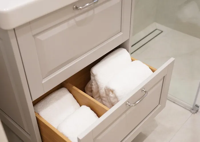 Kehrein Am Stadtwald 60qm Mit Garten, Balkon Und Parkplatz