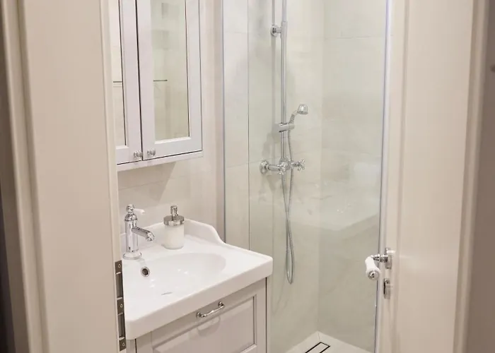 Appartement Kehrein Am Stadtwald 60qm Mit Garten, Balkon Und Parkplatz Krefeld